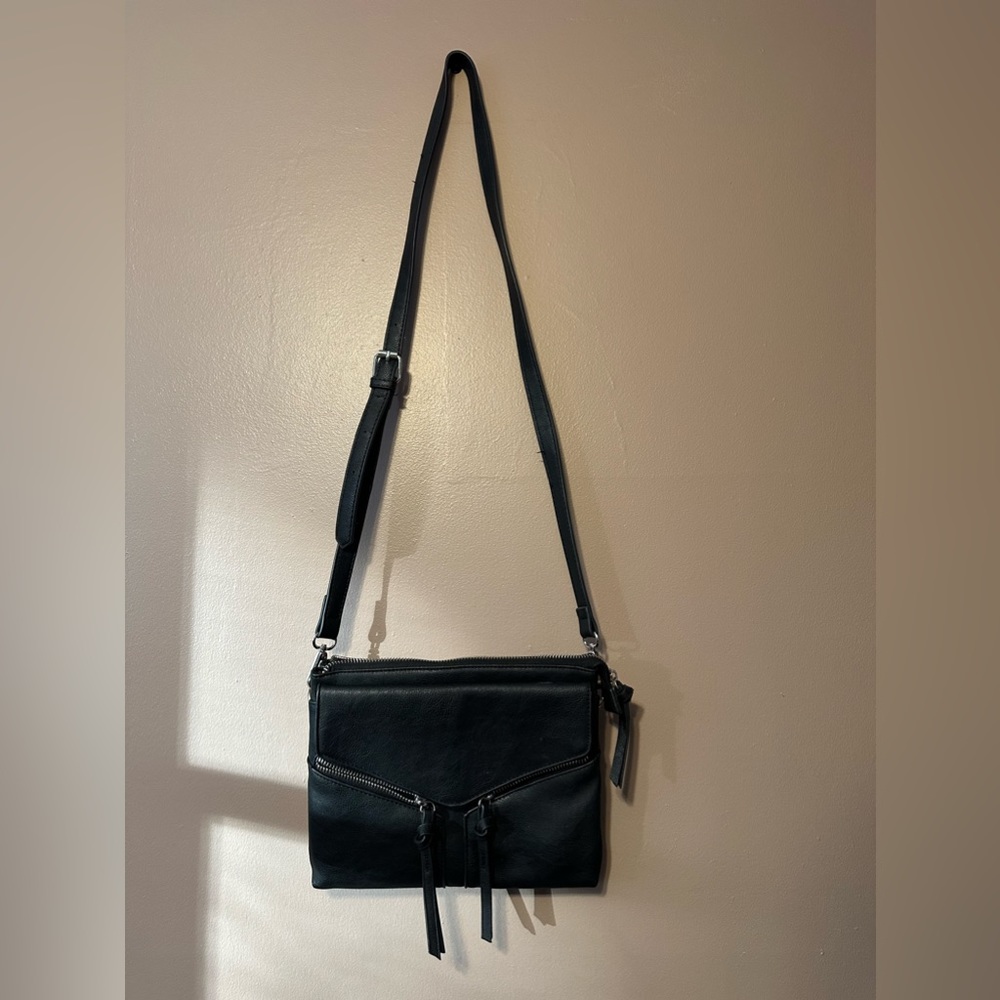 Black Cross body purse!